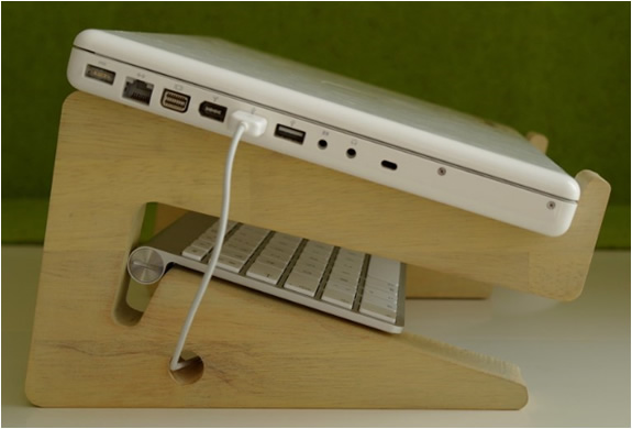 img_bamboo_laptopstand_2.jpg | Image