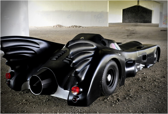 img_batmobile_turbine_powered_3.jpg | Image