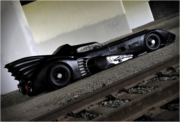 img_batmobile_turbine_powered_5.jpg | Image