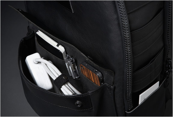 img_black_leather_killspencer_utility_bag_3.jpg | Image