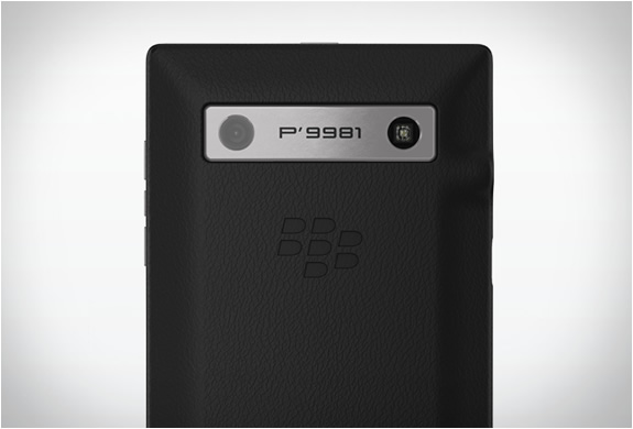 img_blackberry_p9981_porsche_design_5.jpg | Image