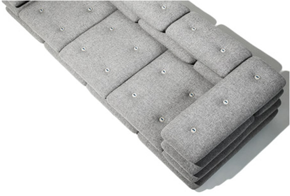img_brick_sofa_3.jpg | Image
