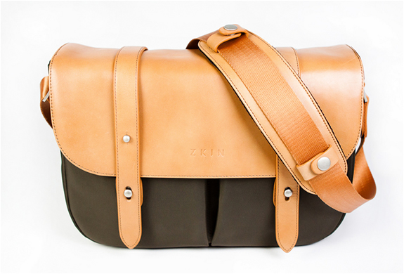 img_classic_leather_camera_bag_3.jpg | Image