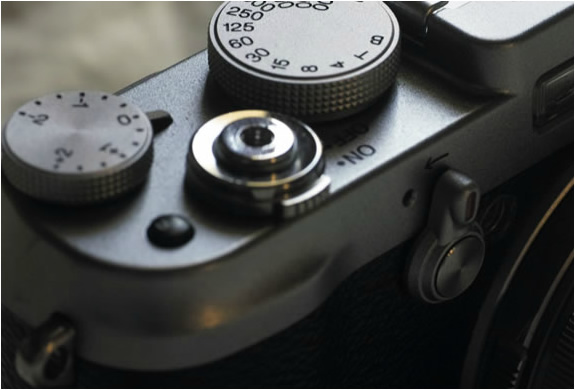 img_fujifilm_x100_4.jpg | Image