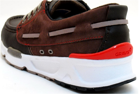 img_gravis_monacle_sneakers_4.jpg | Image
