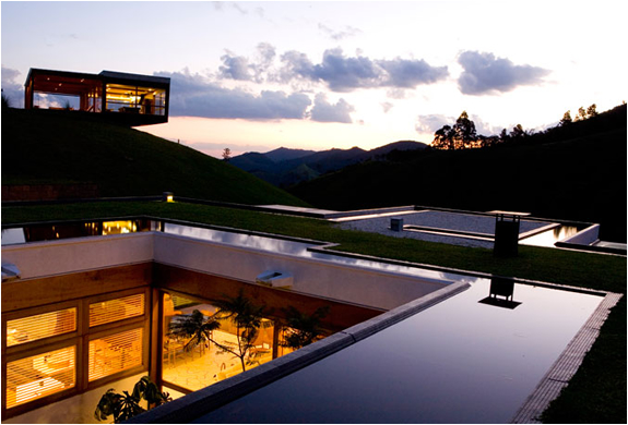 img_grid_house_4.jpg | Image