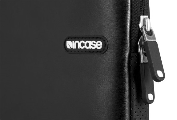 img_incase_protective_sleeve_4.jpg | Image