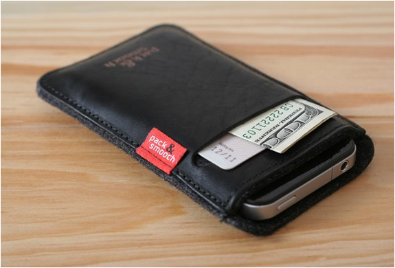 Pack & smooch macbook air case online