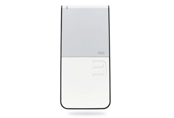 img_lotta_phone.jpg | Image