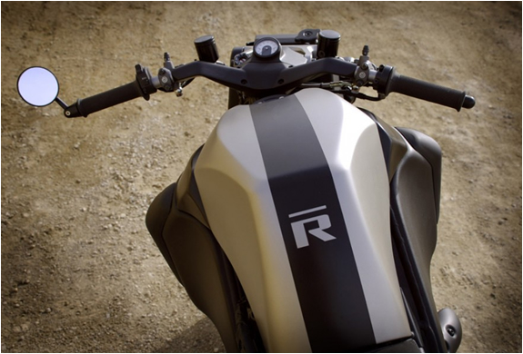 img_magpul_ronin_moterbike_4.jpg | Image