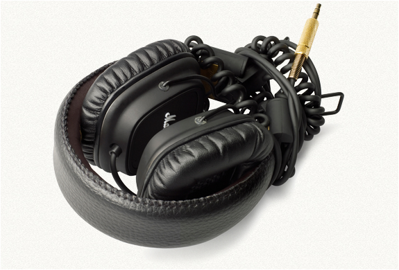 img_major_marshall_headphones_3.jpg | Image
