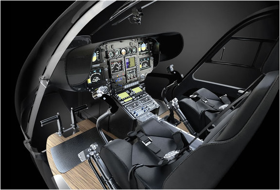 img_mercedes_helicopter_4.jpg | Image