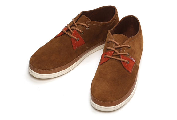 img_pointer_ajs_shoes_3.jpg | Image