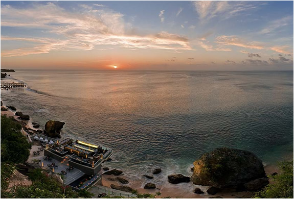 img_rock_bar_ayana_resort_2.jpg | Image