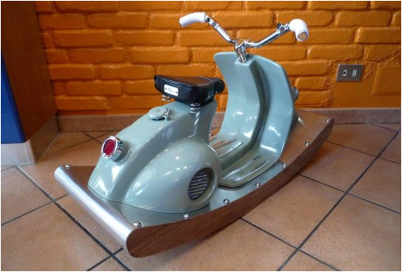 img_rocking_italian_scooter_2.jpg | Image