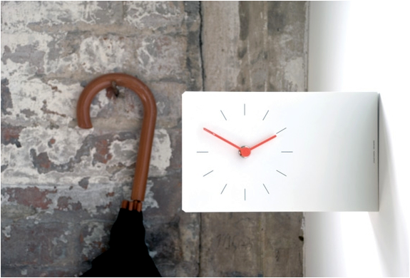 img_twice_twice_analog_clock_4.jpg | Image