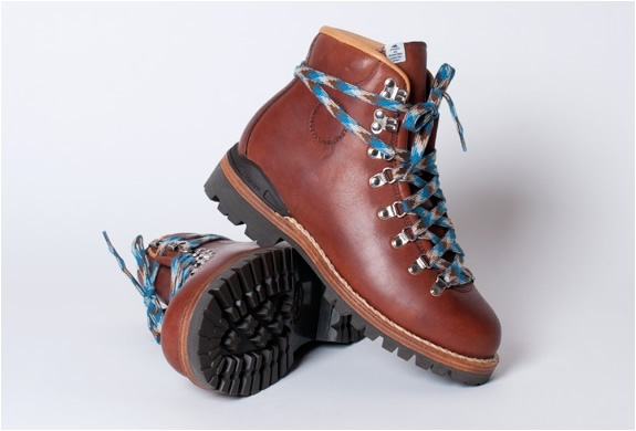 img_visvim_folk_whymper_boots_2.jpg | Image
