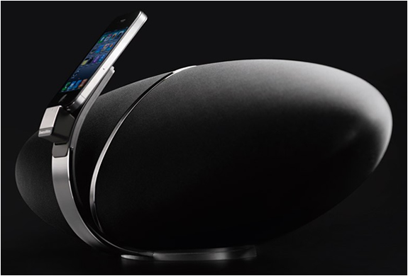 img_zeppelin_air_bowers_wilkins_2.jpg | Image