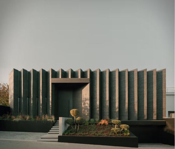 inverted-house-11.jpg | Image