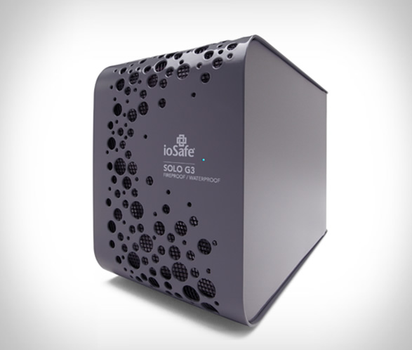 iosafe-solo-g3-2.jpg | Image