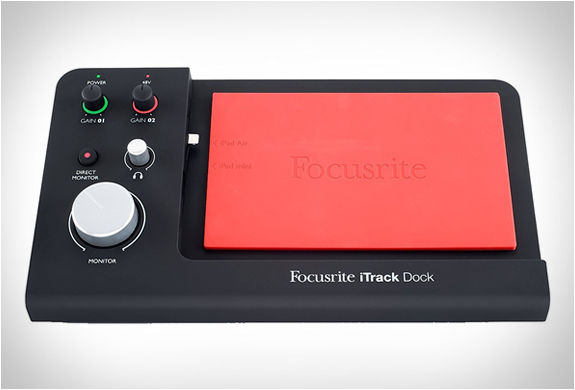 itrack-dock-3.jpg | Image