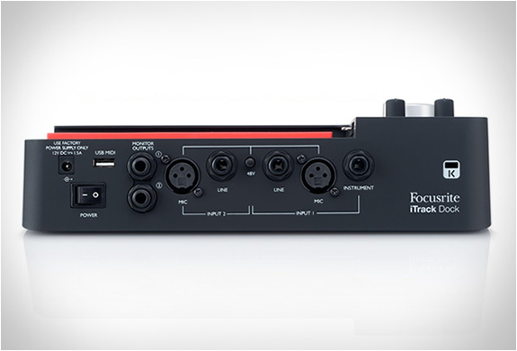 itrack-dock-4.jpg | Image