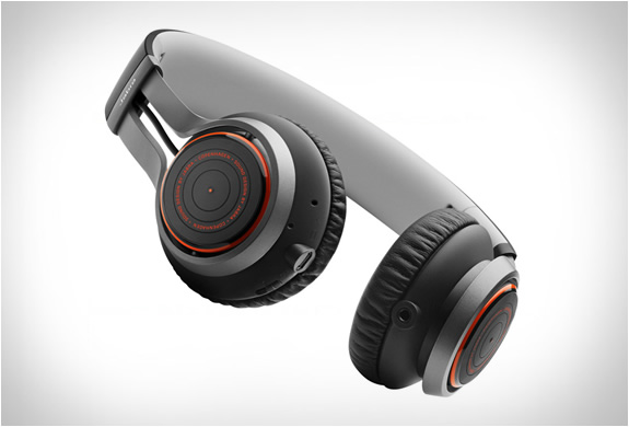 jabra-revo-wireless-headphones-3.jpg | Image