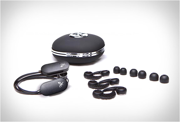 jaybird-freedom-wireless-earbuds-5.jpg | Image