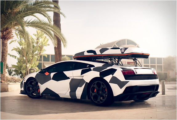 john-olson-camouflage-lamborghini-2.jpg | Image