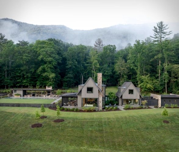 jones-cove-farmhouse-14_Large.jpeg