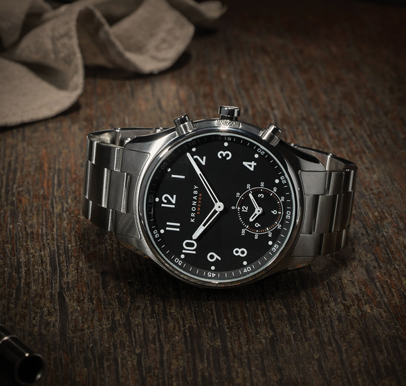 kronaby-apex-smartwatch-7.jpg