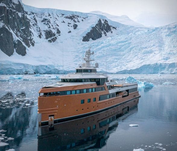 la-datcha-expedition-yacht-3.jpg | Image