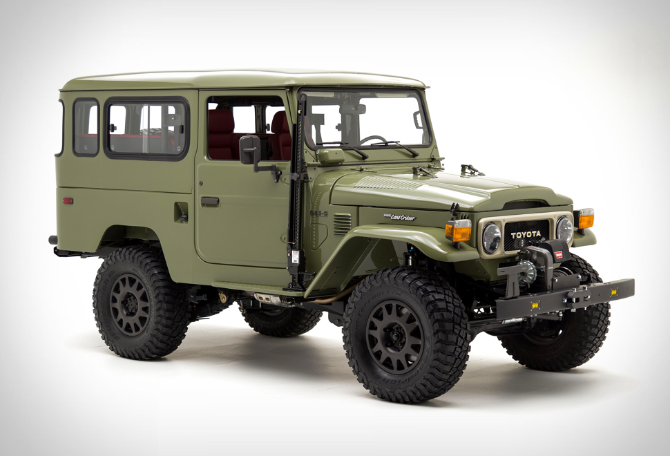 Land Cruiser G43-S Image. 