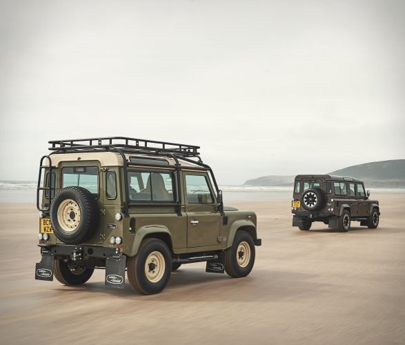 land-rover-classic-defender-v8-6.jpg