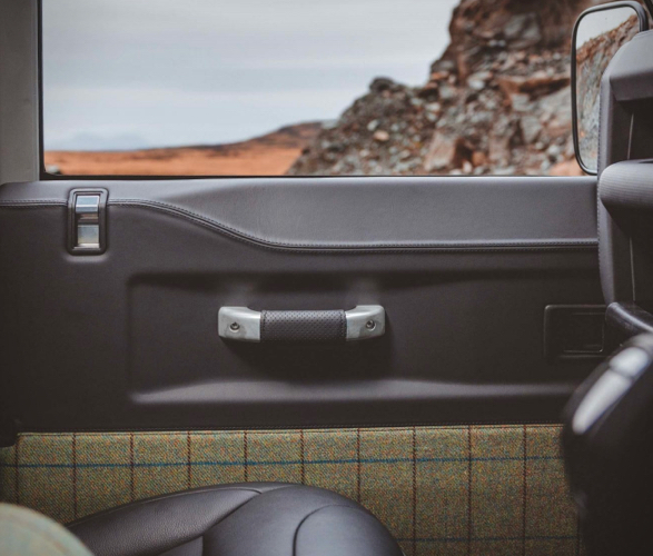 land-rover-classic-defender-works-v8-islay-edition-5.jpg | Image