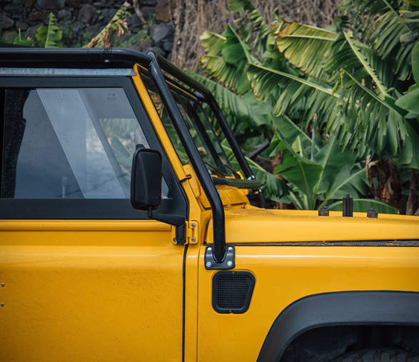 land-rover-d90-6.jpg