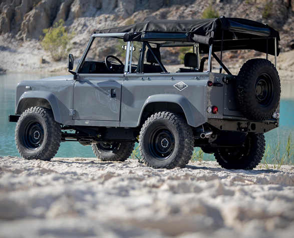 land-rover-d90-grey-14.jpg