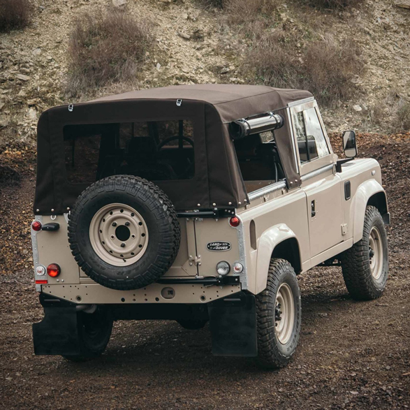 land-rover-d90-heritage-2.jpg | Image