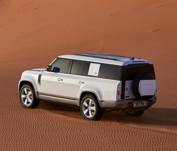 land-rover-defender-130-4.jpg | Image