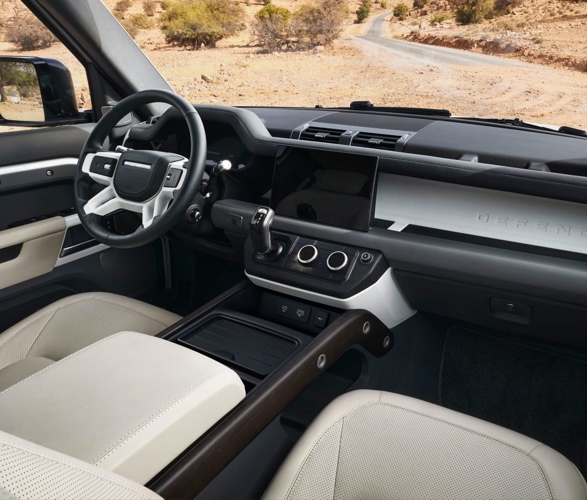 land-rover-defender-130-5.jpg | Image