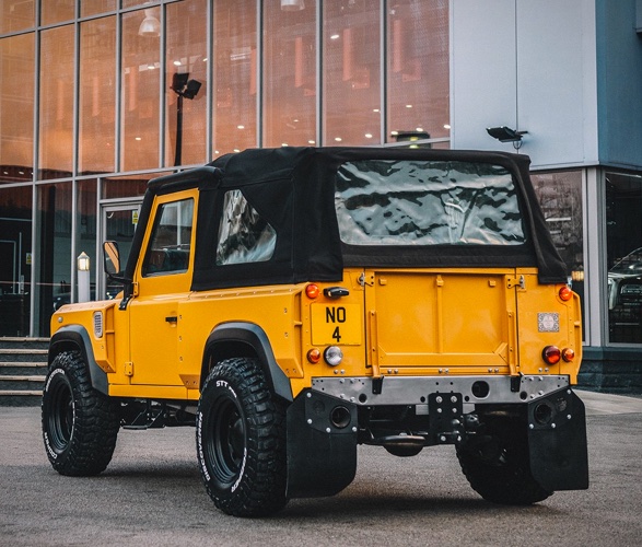 land-rover-defender-flying-huntsman-6.jpg