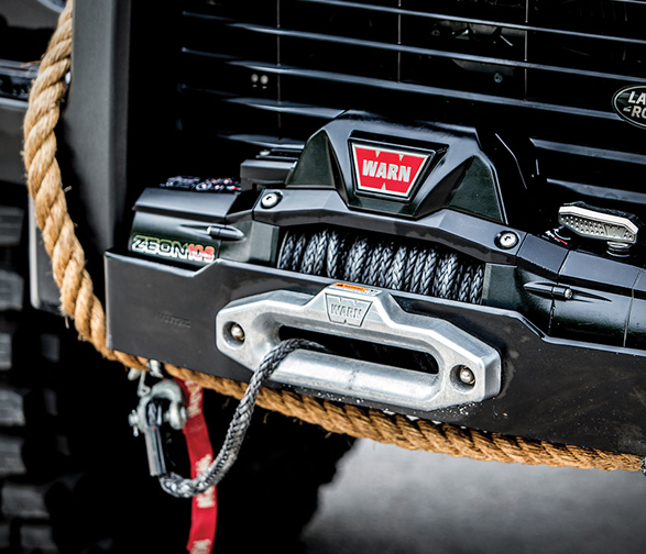 land-rover-defender-svx-spectre-11.jpg