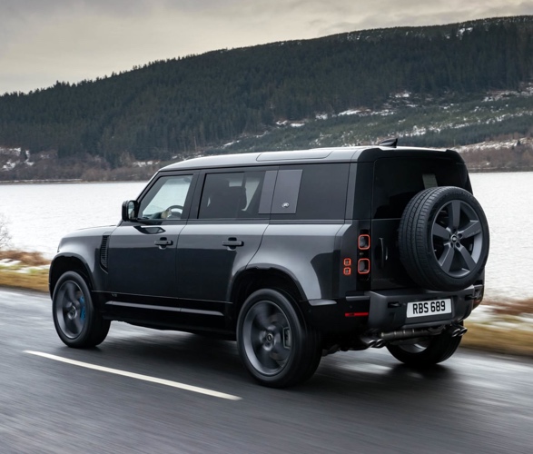 land-rover-defender-v8-3.jpg | Image
