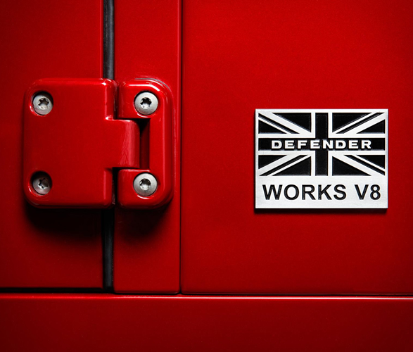 land-rover-defender-v8-70th-edition-7.jpg