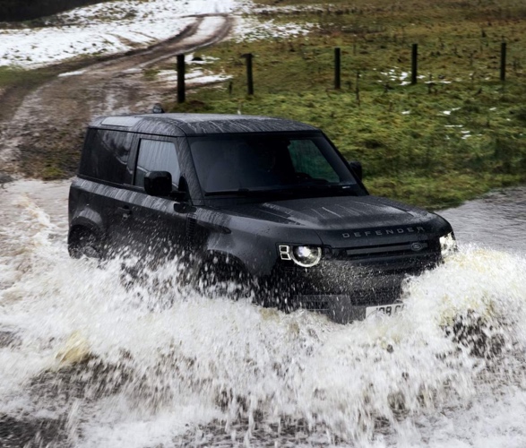 land-rover-defender-v8-9.jpg