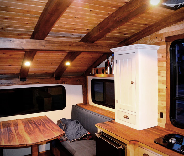 le-koroc-tiny-house-boat-3.jpg | Image