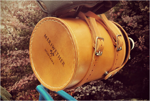 leather-bike-growler-carrier-4.jpg | Image