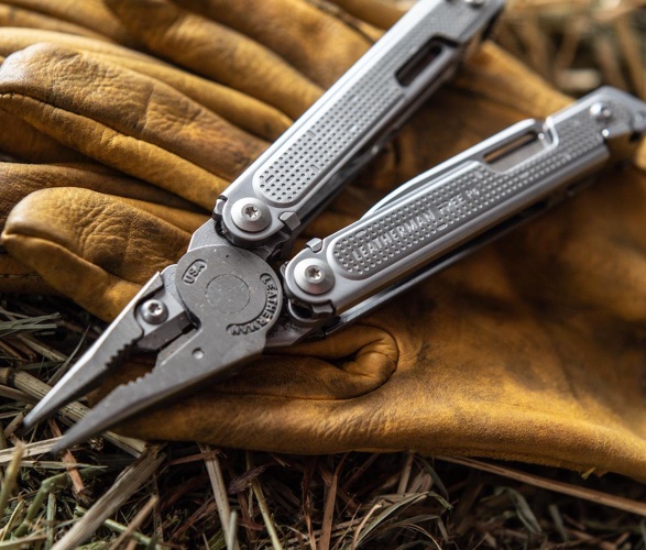 leatherman-free-multitools-8.jpg