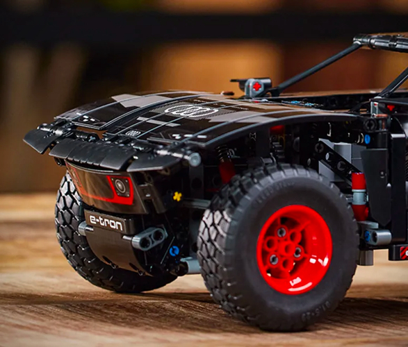 lego-audi-rs-q-e-tron-4.jpeg | Image