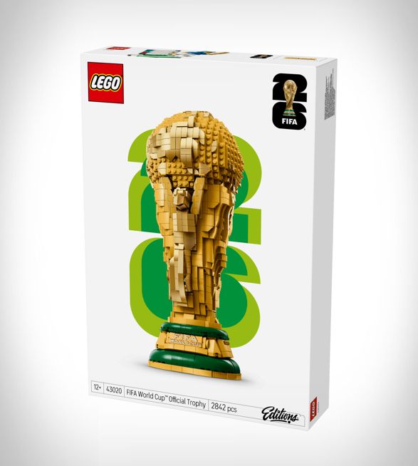 lego-fifa-world-cup-official-trophy-5.jpg | Image